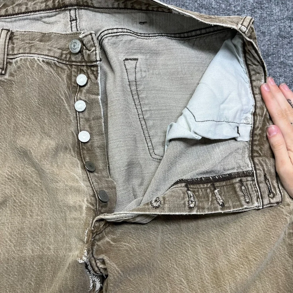 Levi's 501 Original Fit Straight Jeans Mens 34X29 Beige Denim Button Fly - Flaws